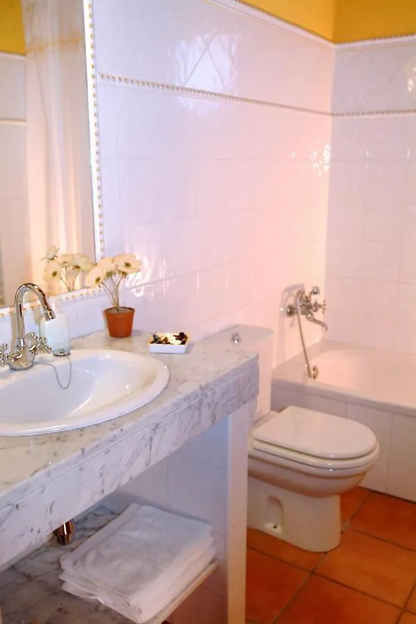 Country house Agroturisme Sant Dionis Campllong