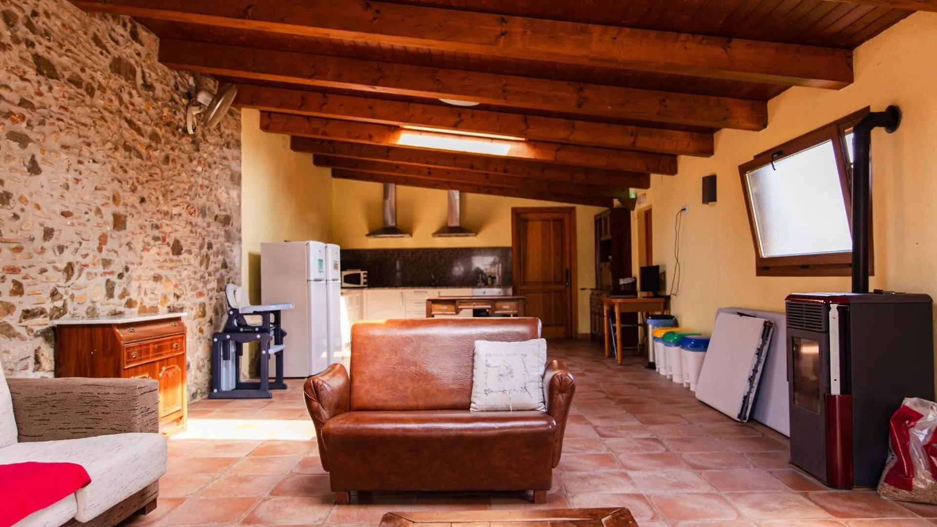 Agroturisme Sant Dionis Campllong Kır Evi